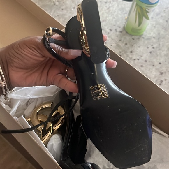 AUTHENTIC ‼️‼️‼️DOLCE & GABBANA HEELS - Picture 4 of 6